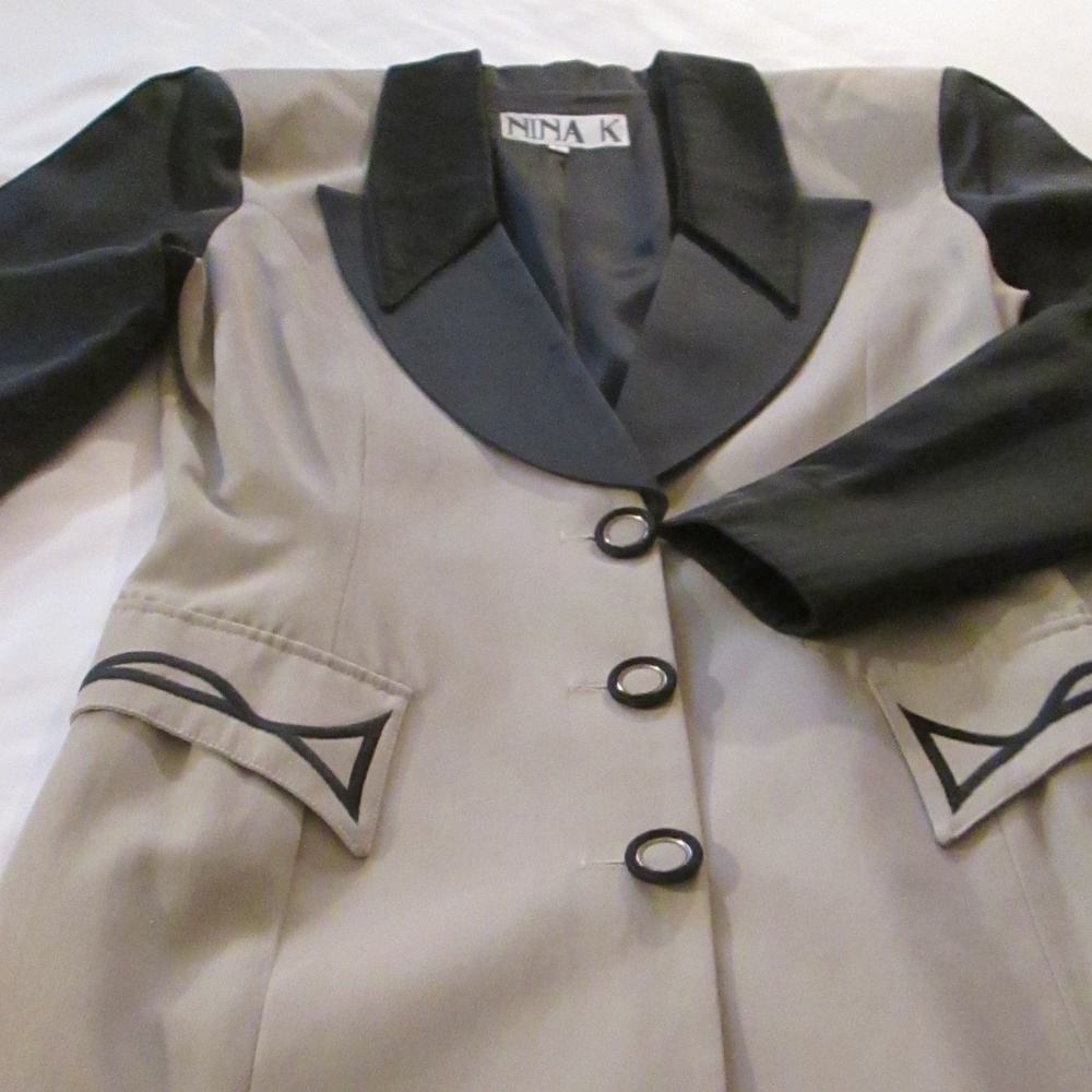 NINA K. SAGE/BLACK EMBELLISHED JACKET/BLAZER - Picture 3 of 8